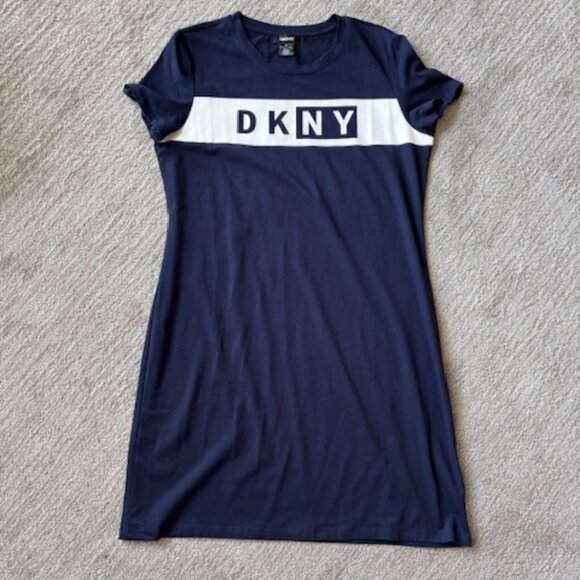 DKNY Women's Short Sleeve T-Shirt Dress in Perfect Condition - Picture 1 of 2
